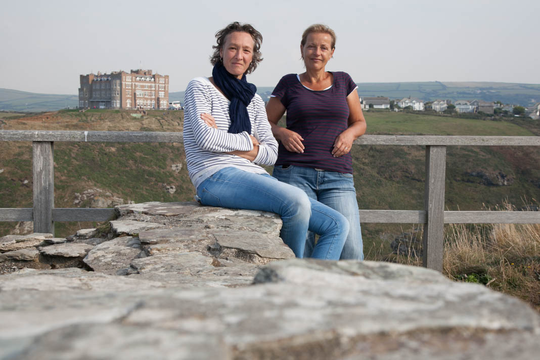 Tineke Zwijgers (r) en Dorien Koppenberg (l)
