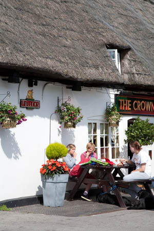 Pub The Crown, Cuddington