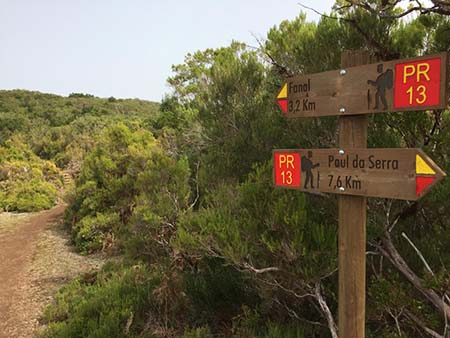 Bewegwijzering wandelroutes Paúl da Serra