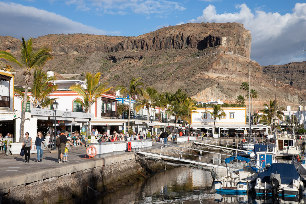 Restaurants langs de haven van Puerto de Mogán, Gran Canaria